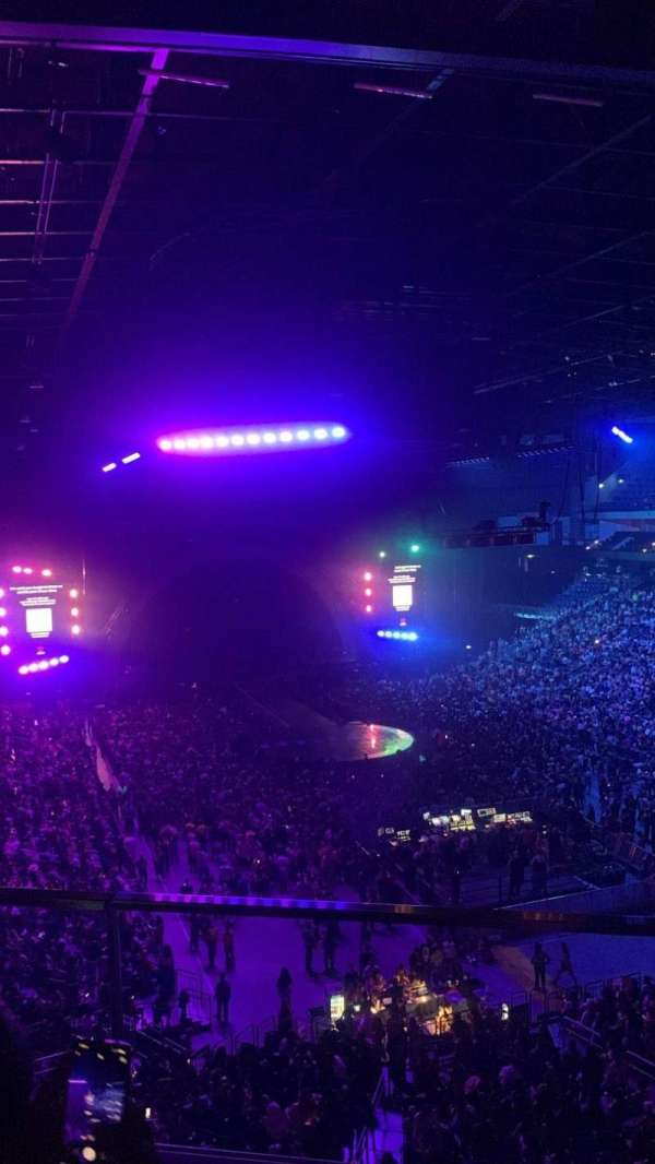 Uber Arena, bloc: 409, rangée: 2, place: 5