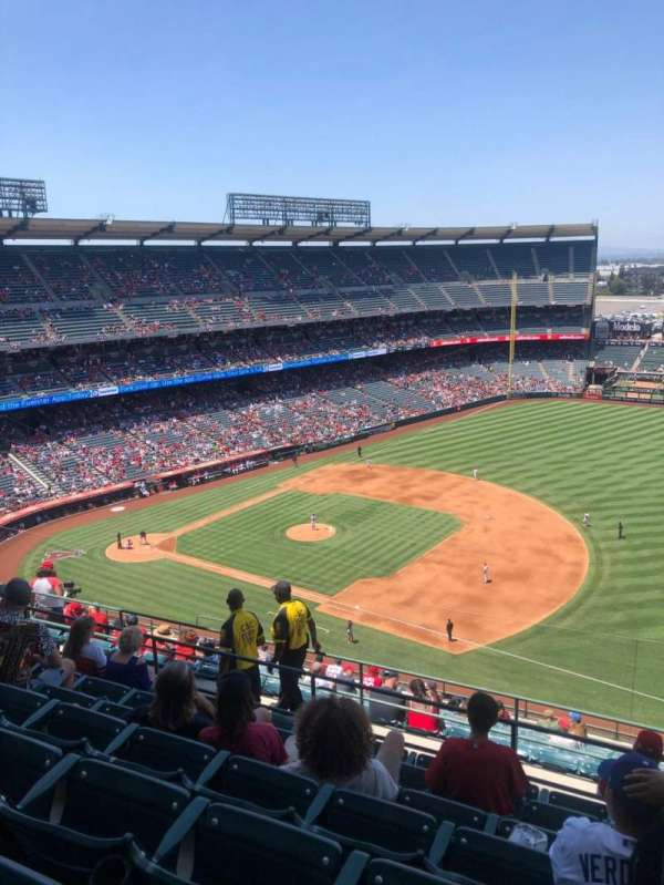 Angel Stadium, bloc: 530, rangée: G, place: 24