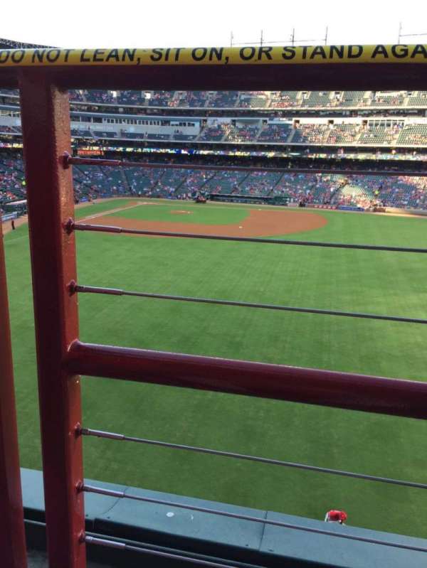 Globe Life Park in Arlington, bloc: 249, rangée: 1, place: 9