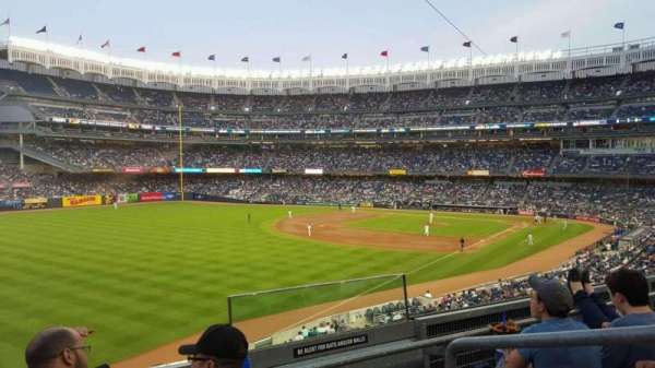 Yankee Stadium, bloc: 231, rangée: 3, place: 2