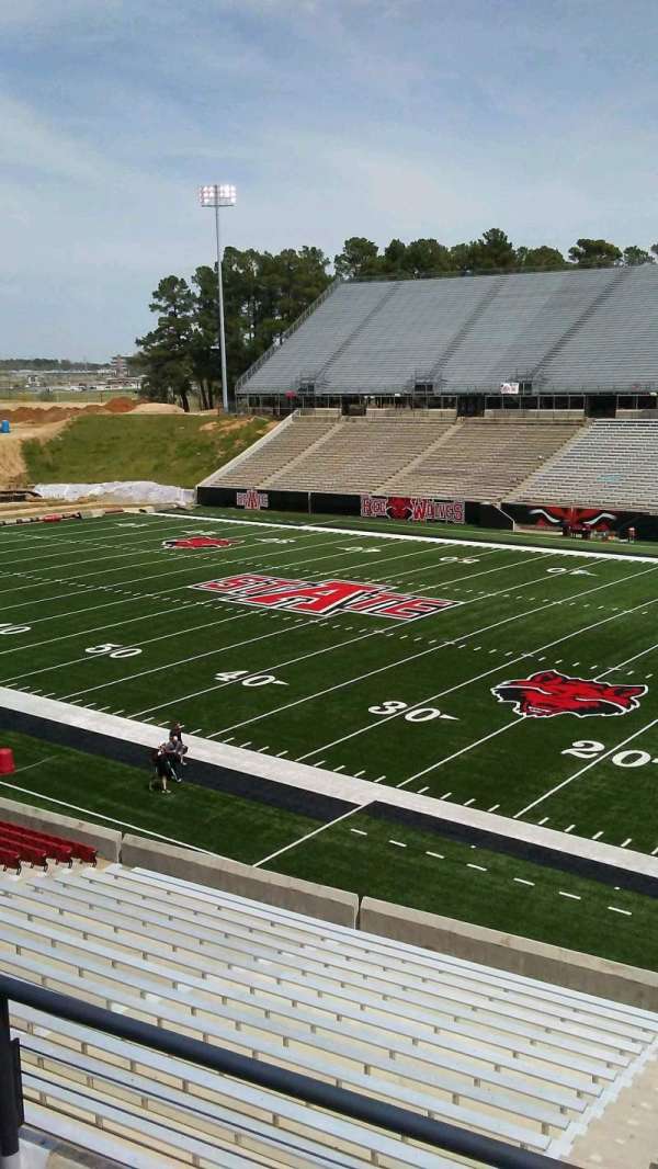 Centennial Bank Stadium, bloc: AA, rangée: 2, place: 1