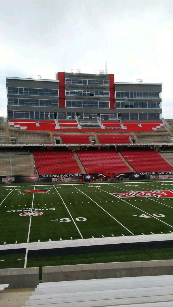 Centennial Bank Stadium, bloc: T, rangée: 10, place: 17