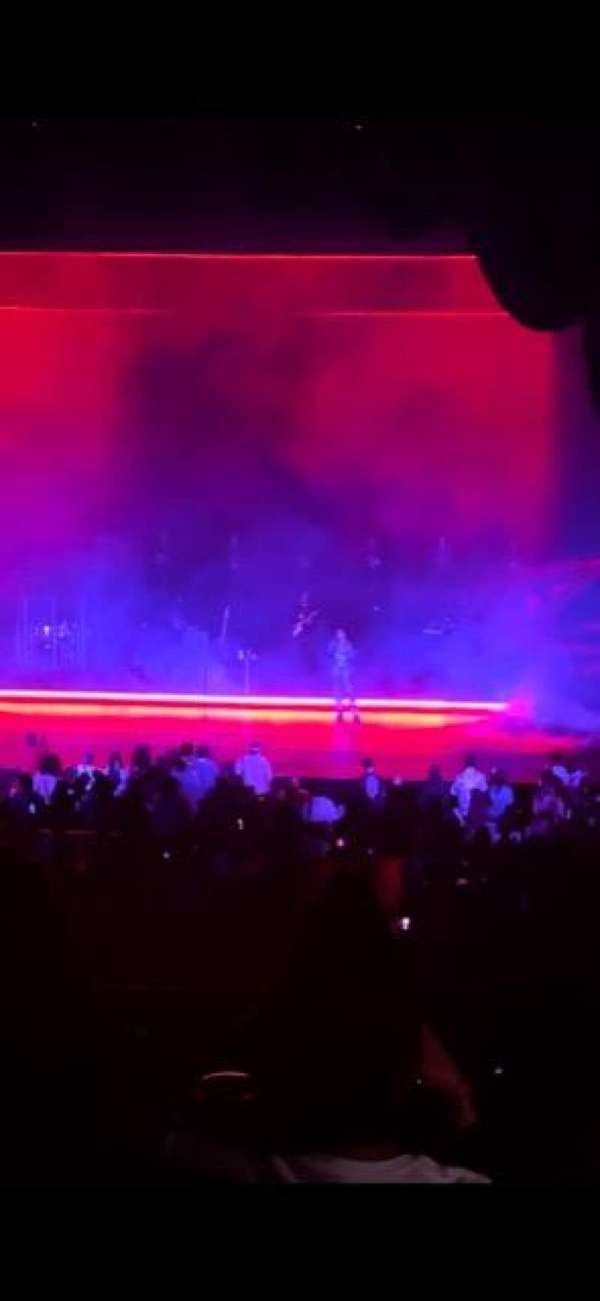 Radio City Music Hall, bloc: 1st mezzanine 3, rangée: E, place: 311