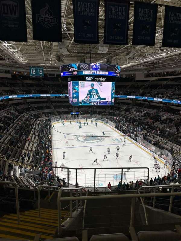 SAP Center, bloc: 209, rangée: 8, place: 14