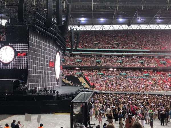 Wembley Stadium, bloc: 126, rangée: 21, place: 111-112