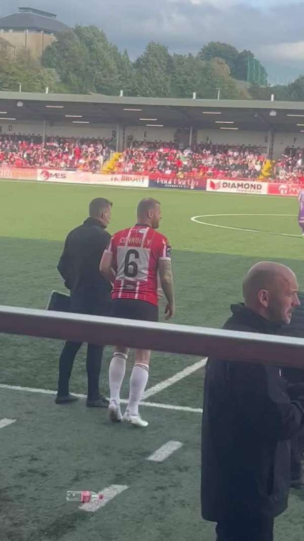 Ryan McBride Brandywell Stadium, bloc: Bay R, rangée: D, place: 10