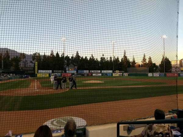 LoanMart Field, bloc: 5, rangée: E, place: 2
