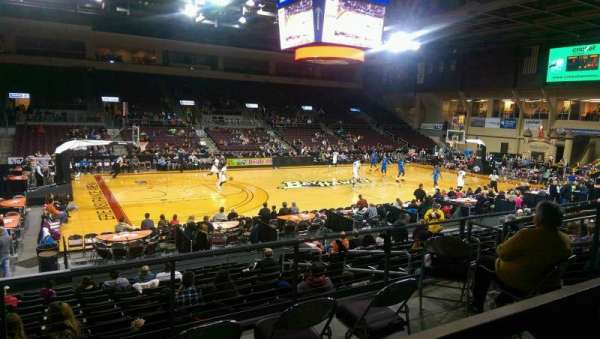 Erie Insurance Arena, bloc: 217, rangée: P, place: 7