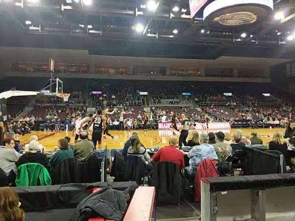 Erie Insurance Arena, bloc: 118, rangée: C, place: 12