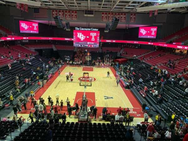 Liacouras Center, bloc: 208, rangée: 2, place: 8