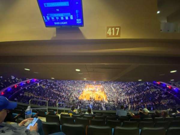 Madison Square Garden, bloc: 417, rangée: 7, place: 4
