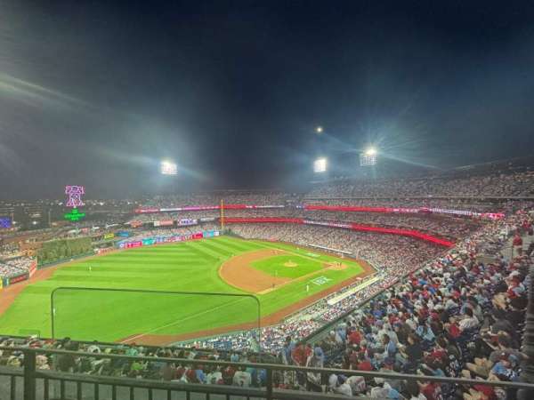Citizens Bank Park, bloc: 430, rangée: 2, place: 14