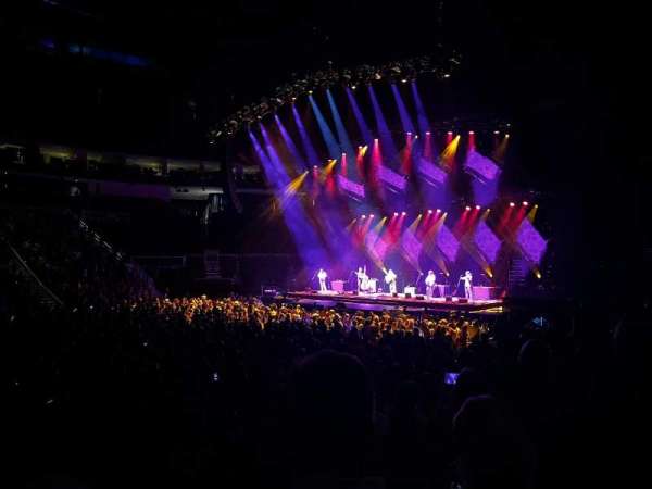 PPG Paints Arena, bloc: 102, rangée: h, place: 4