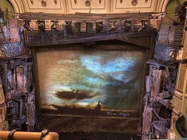 Sondheim Theatre, West End, bloc: Grand Circle, rangée: A, place: 11-12