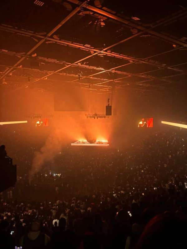 Accor Arena, bloc: Balcon A, rangée: 86, place: 29