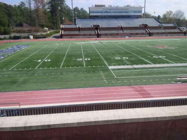 Robins Stadium, bloc: 207, rangée: D, place: 10