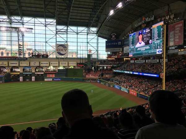 Daikin Park, bloc: 229, rangée: 10, place: 3