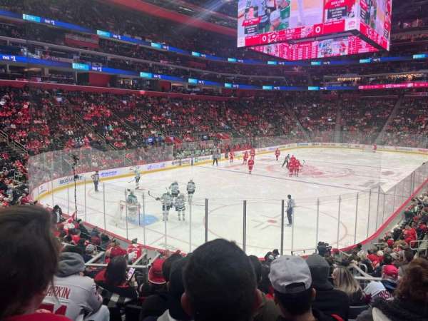 Little Caesars Arena, bloc: 114, rangée: 15