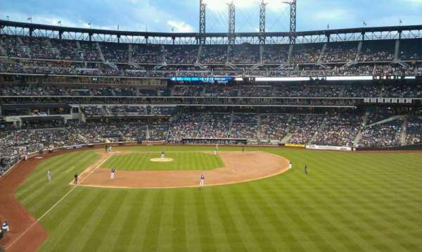Citi Field, bloc: 302, rangée: 6, place: 13