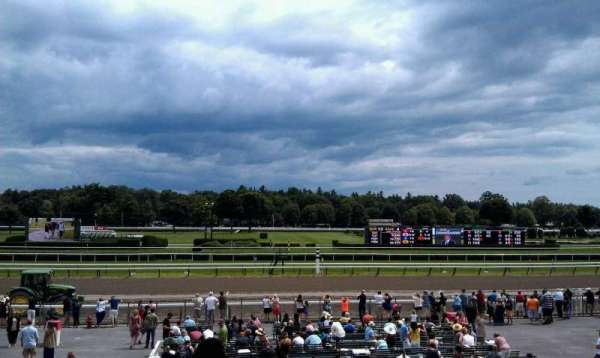 Saratoga Race Course, bloc: P, rangée: L, place: 20