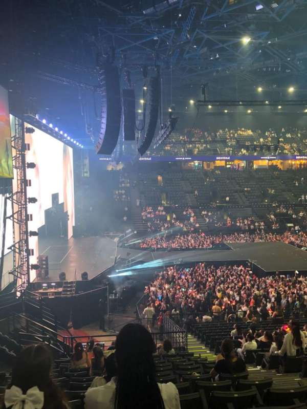 Accor Arena, bloc: Gradin N, rangée: 6, place: 20
