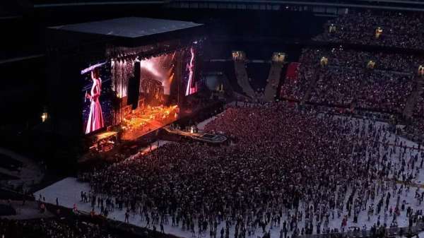 Wembley Stadium, bloc: 526, rangée: 16, place: 32