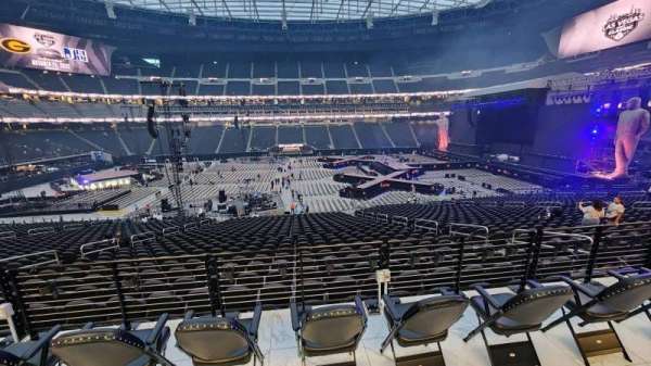 Allegiant Stadium, bloc: Club Suites W1018, place: 7