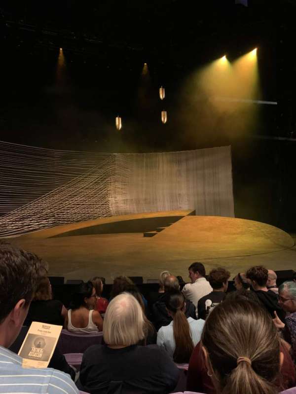 The Olivier Theatre at the National Theatre, bloc: Stalls, rangée: F, place: 41