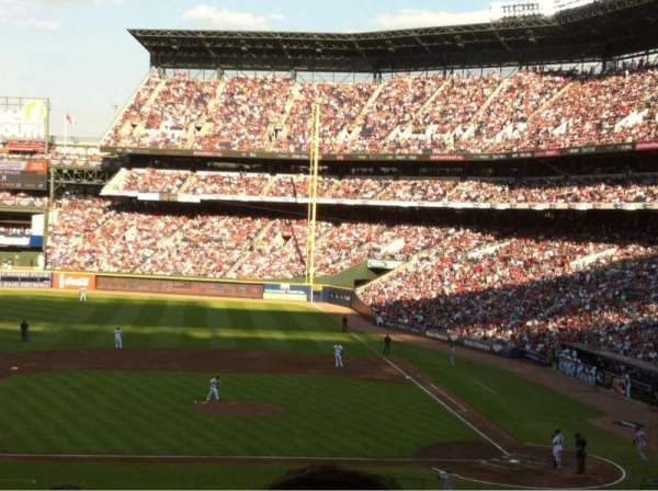 Turner Field, bloc: 208, rangée: 13, place: 110