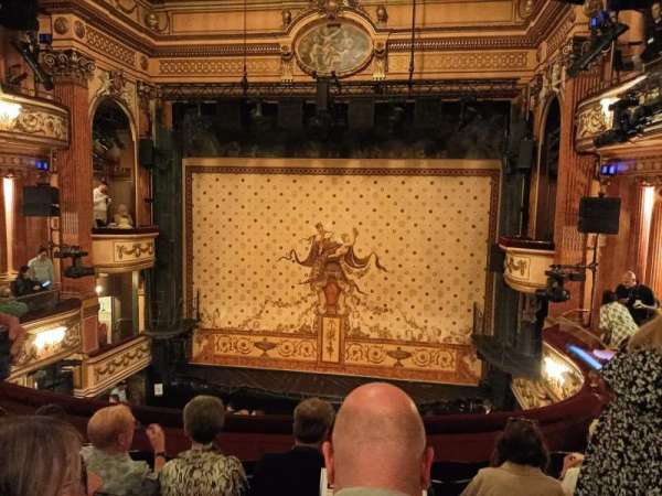 Gielgud Theatre, bloc: Dress Circle, rangée: F, place: 13