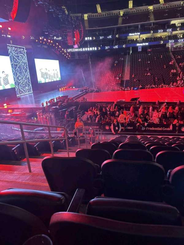 Prudential Center, bloc: 18, rangée: 12, place: 18