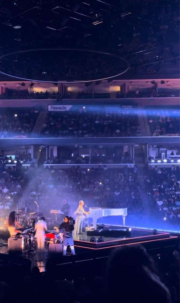 FedEx Forum, bloc: 105, rangée: L, place: 14