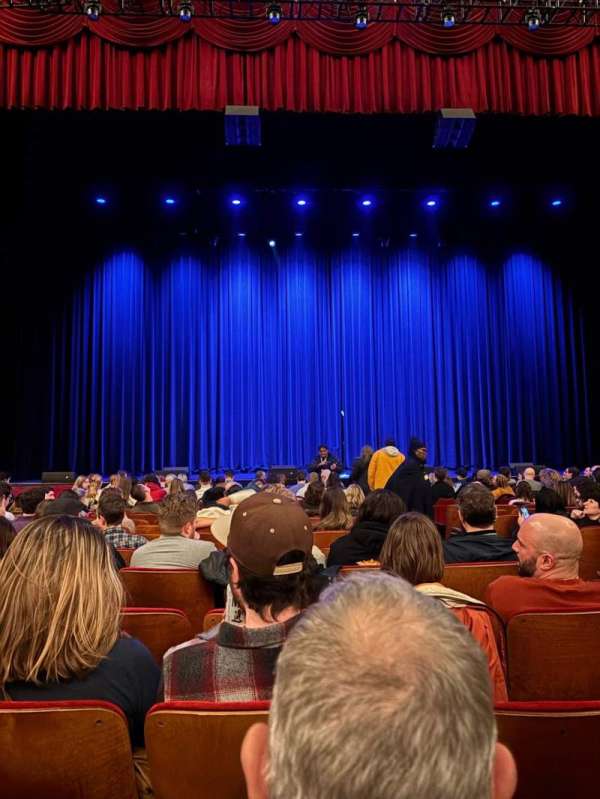 Chicago Theatre, bloc: MNFL4L, rangée: LL, place: 405