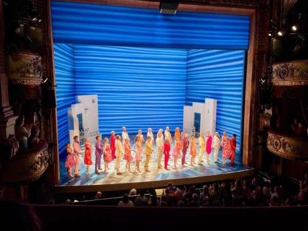 Novello Theatre, bloc: Dress Circle, rangée: B, place: 20