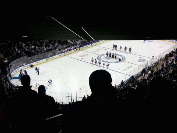 Madison Square Garden, bloc: 420, rangée: G, place: 1