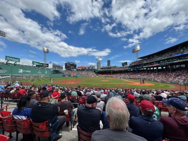 Fenway Park, bloc: Loge Box 144, rangée: DD, place: 3