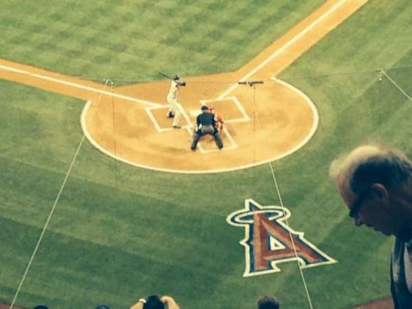 Angel Stadium, bloc: 519, rangée: G, place: 5-6