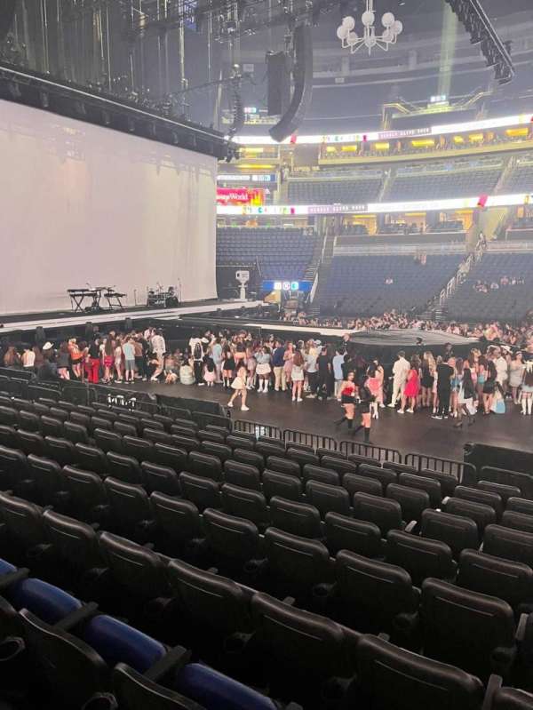 Kia Center, bloc: 115, rangée: 10, place: 1