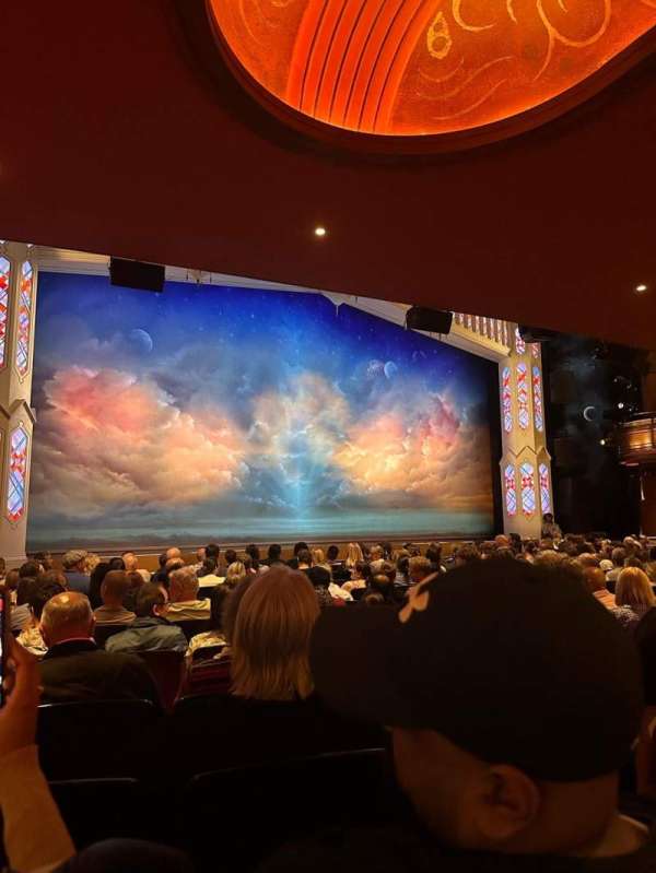 Prince of Wales Theatre, bloc: Stalls, rangée: M, place: 37