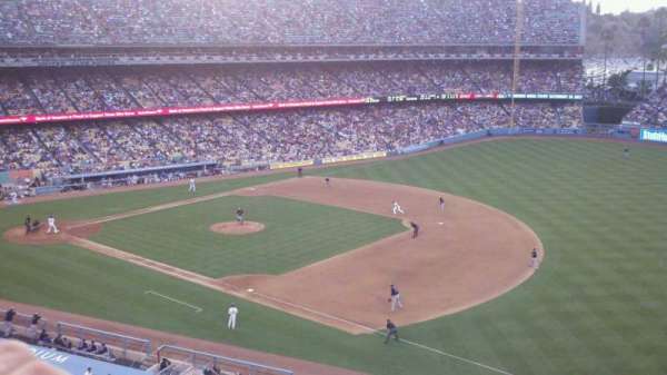 Dodger Stadium, bloc: 32RS, rangée: A, place: 6