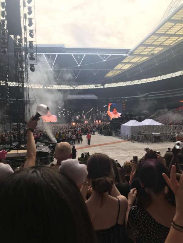 Wembley Stadium, bloc: 113, rangée: 14, place: 32