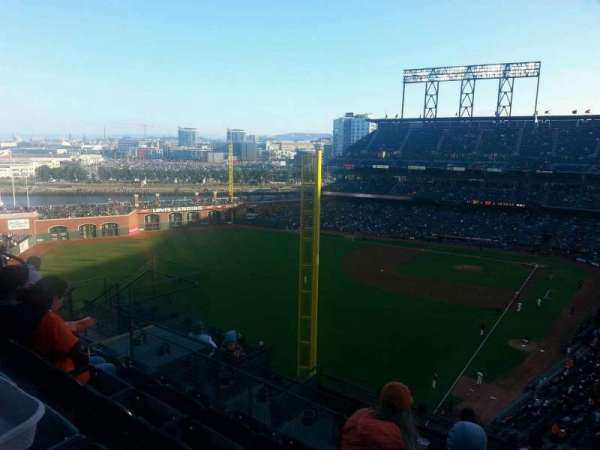 Oracle Park, bloc: VR335, rangée: 4, place: 11