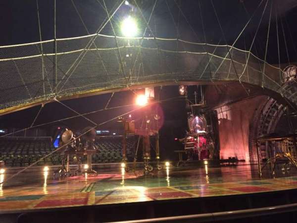 Cirque Du Soleil, bloc: 104, rangée: AA, place: 1