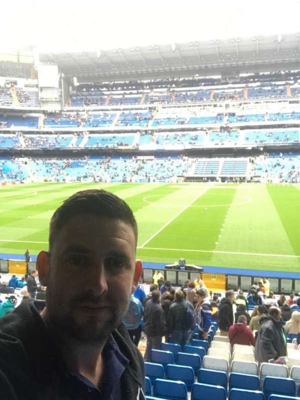 Santiago Bernabéu Stadium, bloc: 200, rangée: 3, place: 36