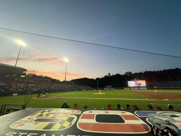 Prince George's Stadium, bloc: 111, rangée: D, place: 6