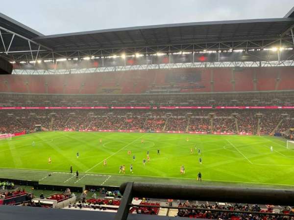 Wembley Stadium, bloc: 251, rangée: 1, place: 279