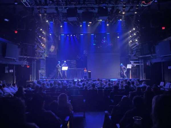 Charles Playhouse, bloc: C, rangée: F, place: 10