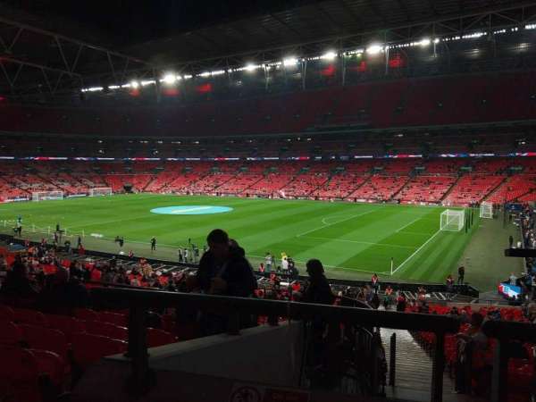 Wembley Stadium, bloc: 140, rangée: 38, place: 195