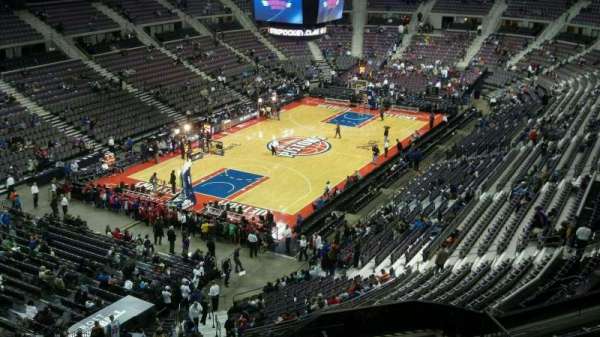 The Palace of Auburn Hills, bloc: 205, rangée: 8, place: 013