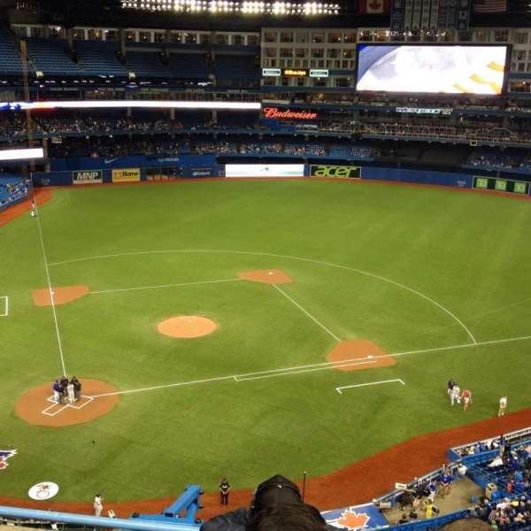Rogers Centre, bloc: 521, rangée: 4, place: 7